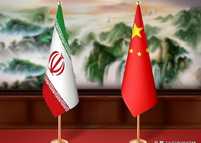 厄瓜多尔主帅:19场不败赋予我们信心,但明天一切将从零开始