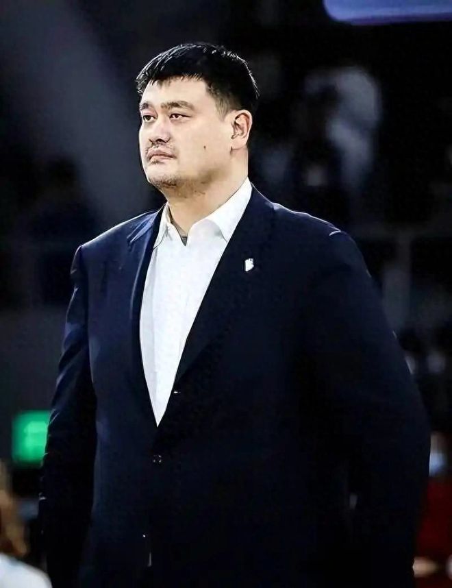 比奎因强太多!NBA级暴力控卫或被广东队看中,这才是夺冠的拼图